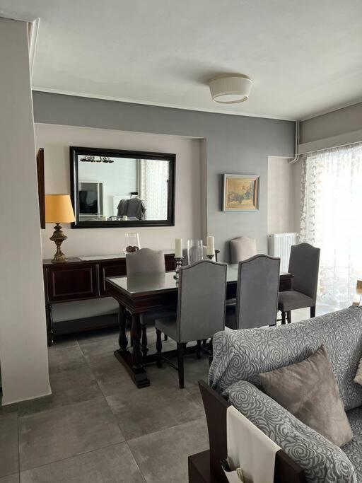 Myrto-apartments-athens Apartment