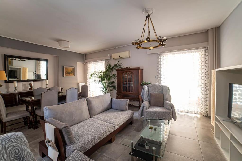 Myrto-apartments-athens *